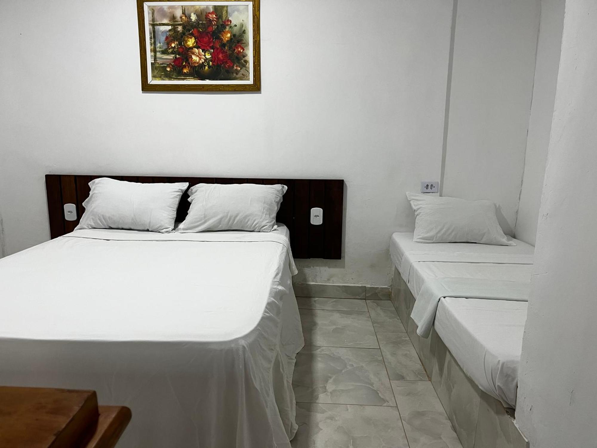 Pousada E Restaurante Ilha Bonita Hotel กัวรูจา ภายนอก รูปภาพ